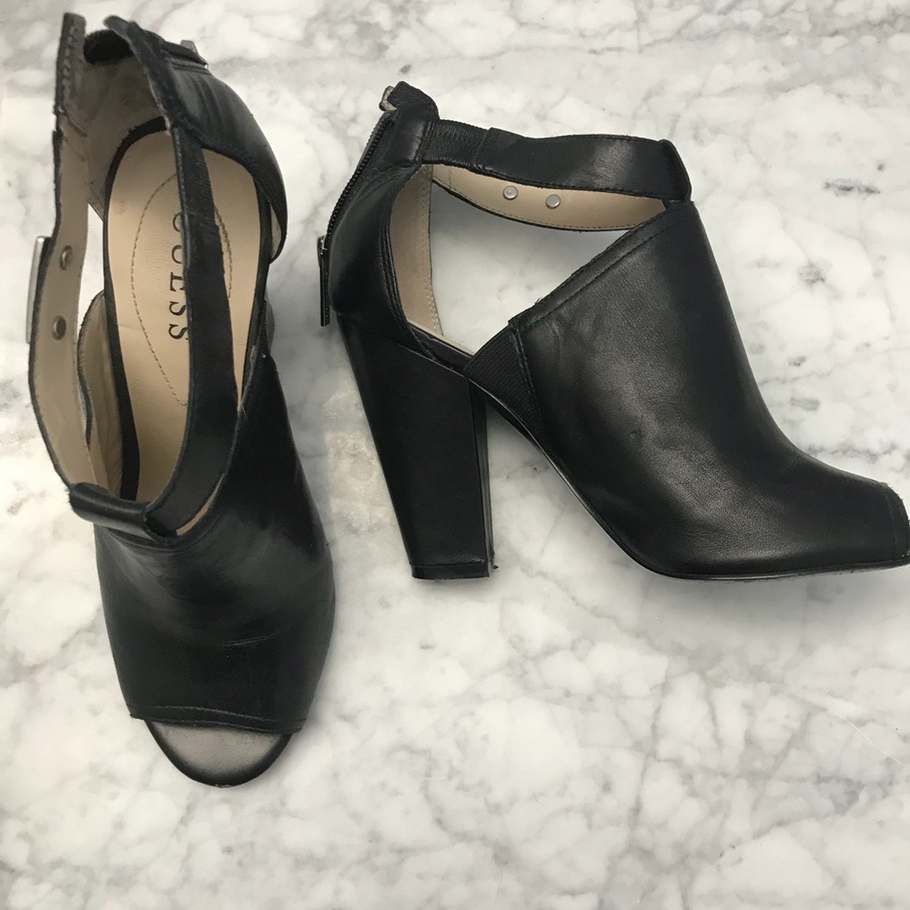Guess heels (size 7)